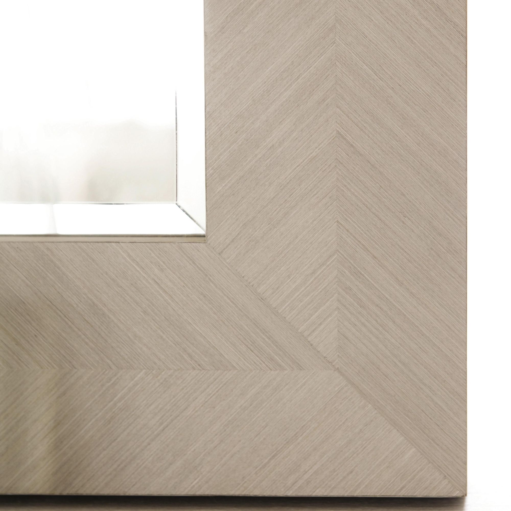 Axiom Mirror